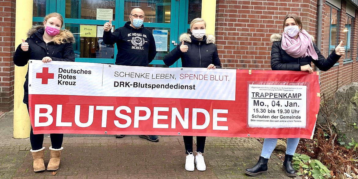 Abiturienten Organisieren Blutspende An Ihrer Schule | DRK Blutspende ...